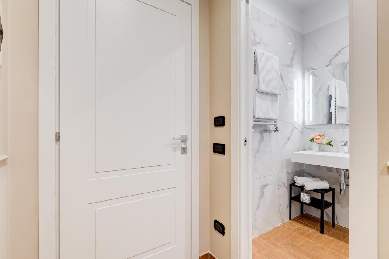Mellini Palace Suites By Premium Suites Collection Roma Ngoại thất bức ảnh